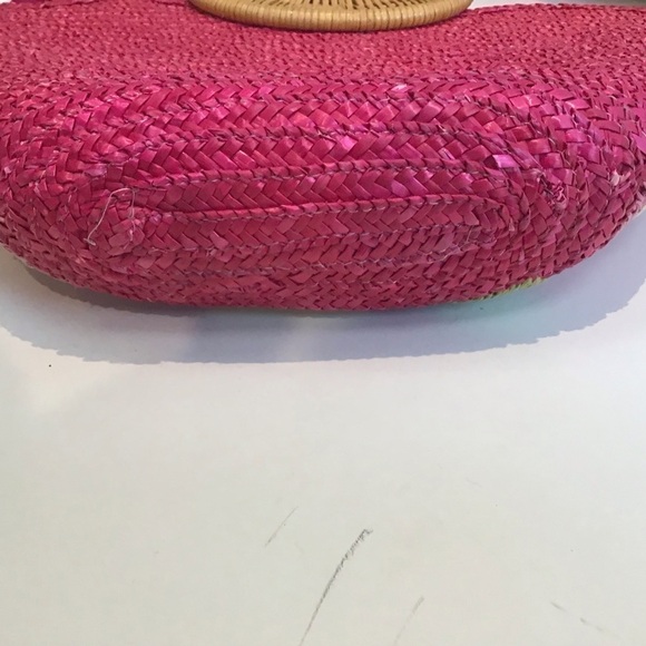 Donna Dixon round rattan handle straw tote with appliquéd leaves. - Picture 5 of 6